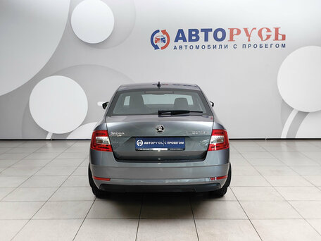 2020 Skoda Octavia III (A7) Рестайлинг, серый, 1929000 рублей, вид 4
