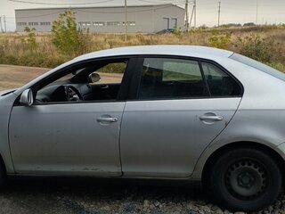 2008 Volkswagen Jetta V, серебристый, 370000 рублей, вид 3