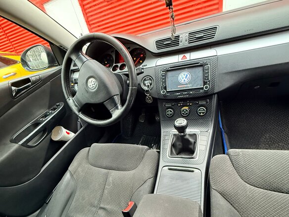 2008 Volkswagen Passat B6, синий, 400000 рублей - вид 4