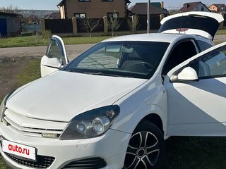 2010 Opel Astra GTC H Рестайлинг, белый, 450000 рублей, вид 2