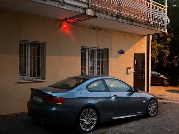 2008 BMW 3 серии 320i V (E90/E91/E92/E93), голубой, 1300000 рублей - вид 23