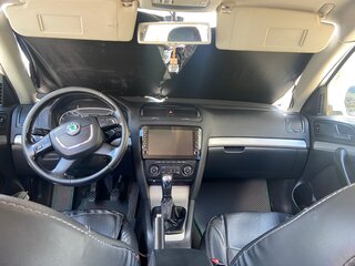 2010 Skoda Octavia II (A5) Рестайлинг, белый, 870000 рублей, вид 4