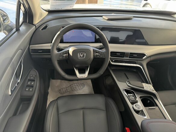 2025 Changan UNI-T I, белый, 3459900 рублей - вид 7