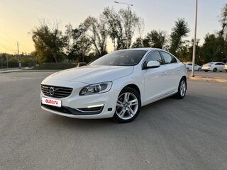 2013 Volvo S60 II Рестайлинг, белый, 1795000 рублей, вид 1