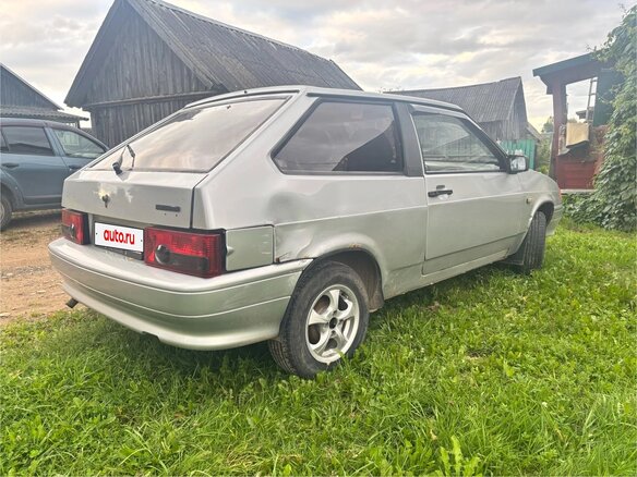 2006 Lada (ВАЗ) 2113, серебристый, 130000 рублей - вид 1