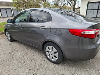 2012 Kia Rio III, серый, 650000 рублей, вид 5