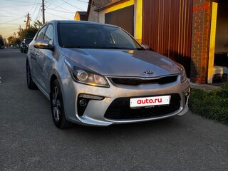 2019 Kia Rio IV, серебристый, 1500000 рублей, вид 1