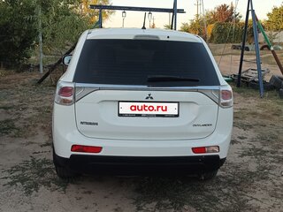 2013 Mitsubishi Outlander III, белый, 1250000 рублей, вид 5