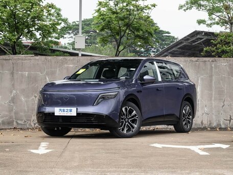 Nissan NX8