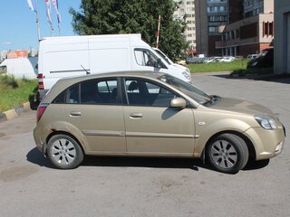 2010 Kia Rio II Рестайлинг, золотистый, 300000 рублей, вид 3