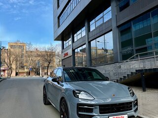 2024 Porsche Cayenne S Coupé III Рестайлинг, серый, 18000000 рублей, вид 5
