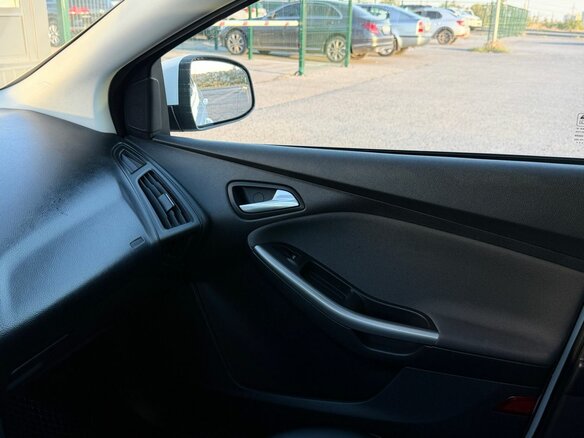 2012 Ford Focus III, белый, 825000 рублей - вид 21
