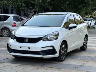 2022 Honda Fit IV, белый, 1299000 рублей, вид 1