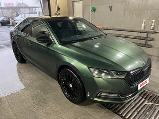 2021 Skoda Octavia IV (A8), зелёный, 3090000 рублей, вид 1