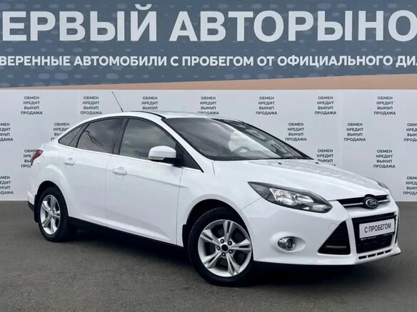 2012 Ford Focus III, белый - вид 3