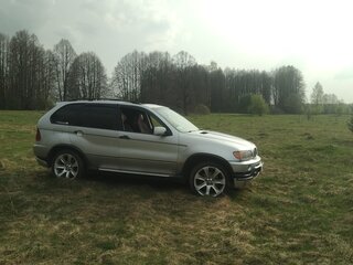 2001 BMW X5 3.0i I (E53), серебристый, 770000 рублей, вид 4