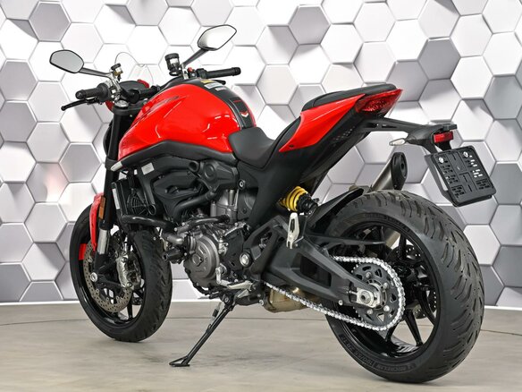 2021 Ducati Monster 937, красный, 819000 рублей - вид 6