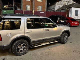 2005 Ford Explorer III, серебристый, 760000 рублей, вид 2