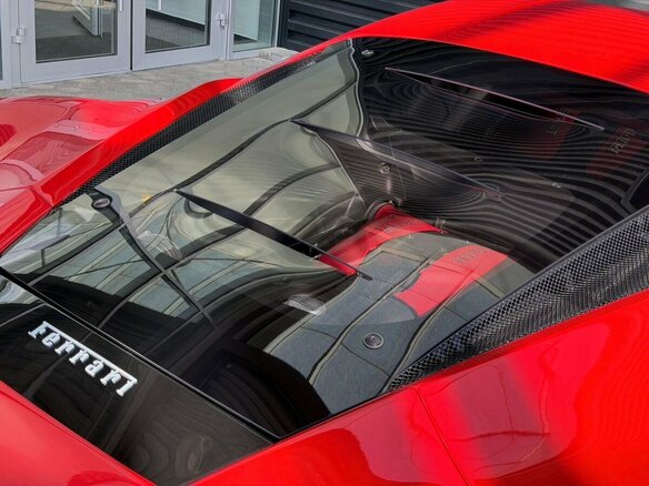 2021 Ferrari F8 Tributo, красный, 25500000 рублей - вид 9