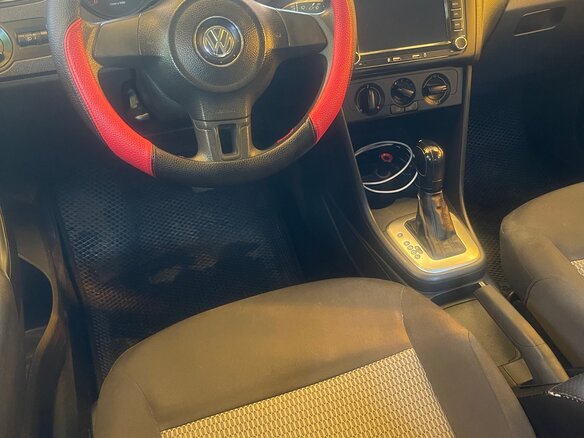 2013 Volkswagen Polo V, серебристый, 635000 рублей - вид 5