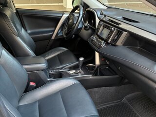 2015 Toyota RAV4 IV (XA40) Рестайлинг, серебристый, 2300000 рублей, вид 5