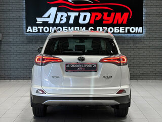 2016 Toyota RAV4 IV (XA40) Рестайлинг, белый, 2460000 рублей, вид 4
