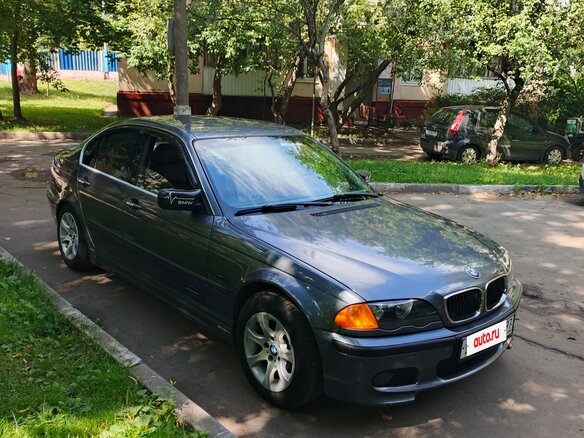 2001 BMW 3 серии 320i IV (E46), серый, 500000 рублей - вид 2