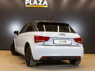 2011 Audi A1 I (8X), белый, 850000 рублей, вид 3