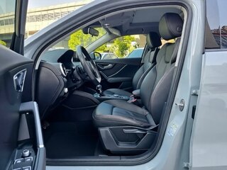 2022 Audi Q2 L 35 TFSI I Рестайлинг, серебристый, 1950070 рублей, вид 5