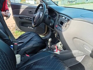 2010 Kia Rio II Рестайлинг, серебристый, 350000 рублей, вид 5