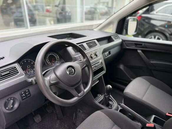 2016 Volkswagen Caddy, белый, 1550000 рублей - вид 6