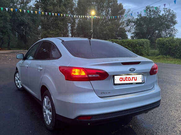 2016 Ford Focus III Рестайлинг, серебристый, 1150000 рублей - вид 9