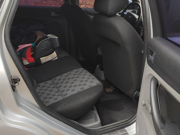 2008 Ford Focus II Рестайлинг, серебристый, 460000 рублей - вид 8