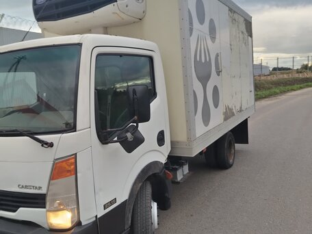 2012 Nissan Cabstar, белый, 1300000 рублей, вид 2