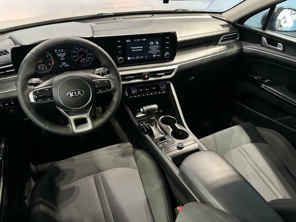 2021 Kia K5 III, жёлтый - вид 15