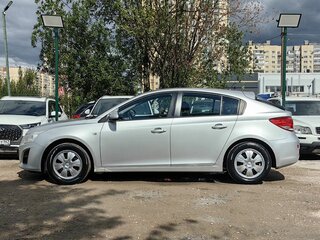 2013 Chevrolet Cruze I Рестайлинг, серебристый, 519000 рублей, вид 4