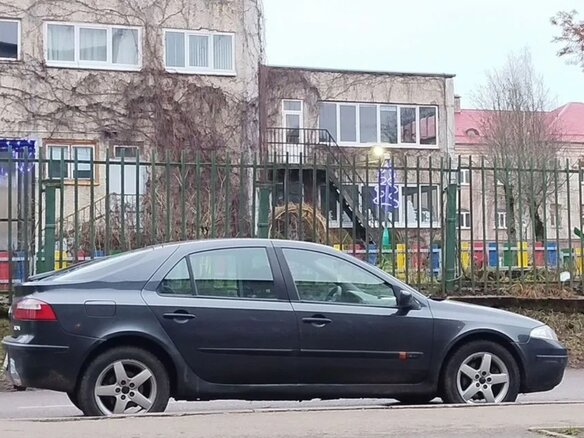 2001 Renault Laguna II, серый, 350000 рублей - вид 24