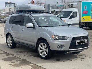 2011 Mitsubishi Outlander II Рестайлинг, серебристый, 1600000 рублей, вид 1