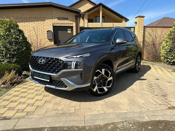 2023 Hyundai Santa Fe IV Рестайлинг, серый, 4900000 рублей - вид 1
