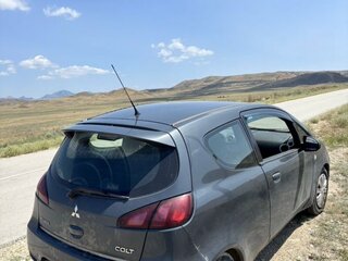 2008 Mitsubishi Colt CZ2 VI (Z30) Рестайлинг, серый, 320000 рублей, вид 3