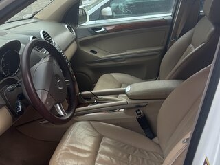 2005 Mercedes-Benz M-Класс 500 II (W164), белый, 1000000 рублей, вид 5