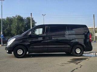 2007 Hyundai Grand Starex I, чёрный, 820000 рублей, вид 4