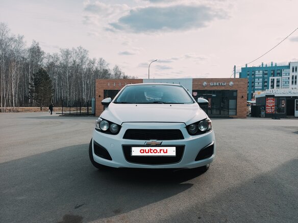 2012 Chevrolet Aveo II, белый, 599999 рублей - вид 1