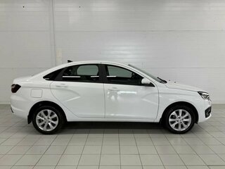 2025 Lada (ВАЗ) Vesta I Рестайлинг (NG), белый, 1488923 рублей, вид 4