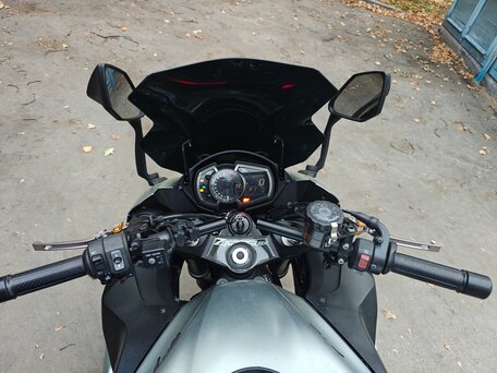 2018 Kawasaki Z 1000SX, серый, 950000 рублей, вид 4