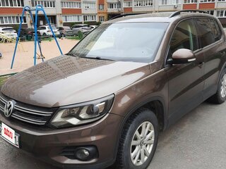 2014 Volkswagen Tiguan I Рестайлинг, коричневый, 1160000 рублей, вид 1
