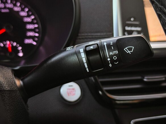 2018 Kia Optima IV Рестайлинг, белый, 1499000 рублей - вид 19