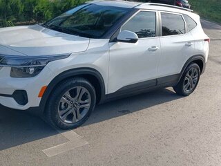 2022 Kia Seltos I, белый, 2000000 рублей, вид 1