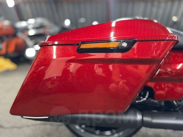 2017 Harley-Davidson Road Glide, пурпурный, 1980000 рублей - вид 23