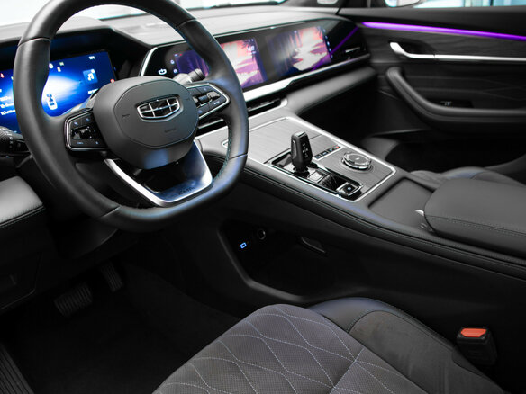 2025 Geely Monjaro I Рестайлинг, серый, 3860000 рублей - вид 6